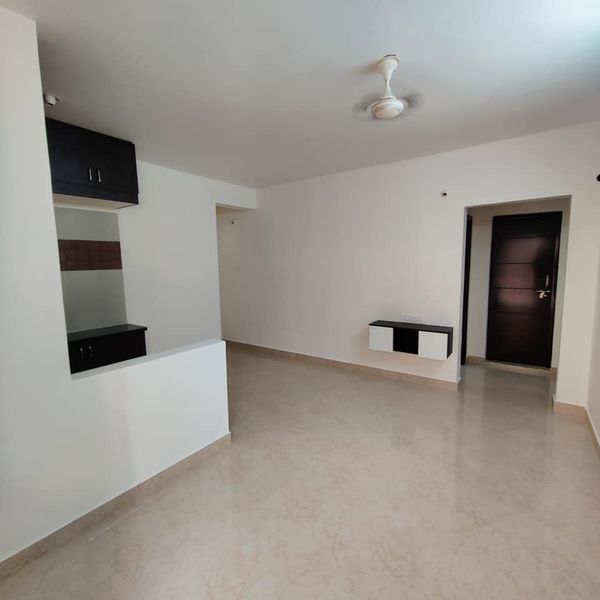 1BHK · Semi Furnished · Apartment