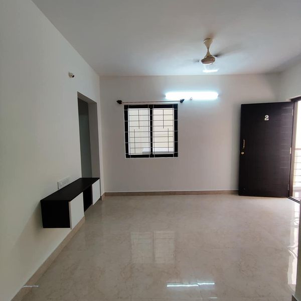 1BHK · Semi Furnished · Apartment