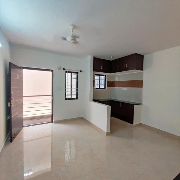 1BHK · Semi Furnished · Apartment