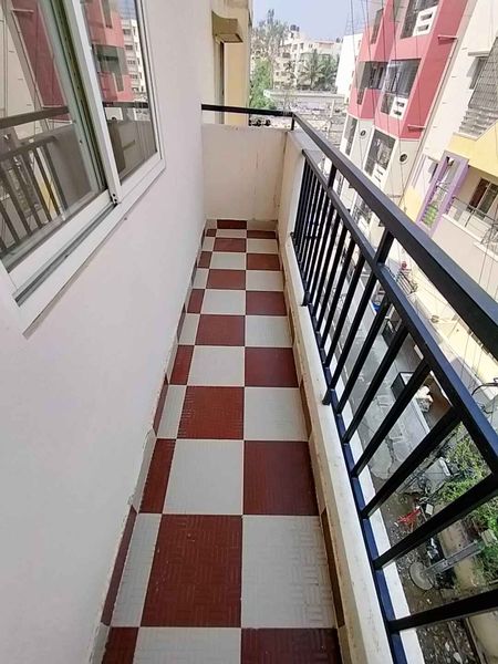 1BHK · Semi Furnished · Apartment