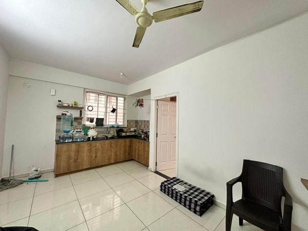 1BHK · Semi Furnished · Apartment