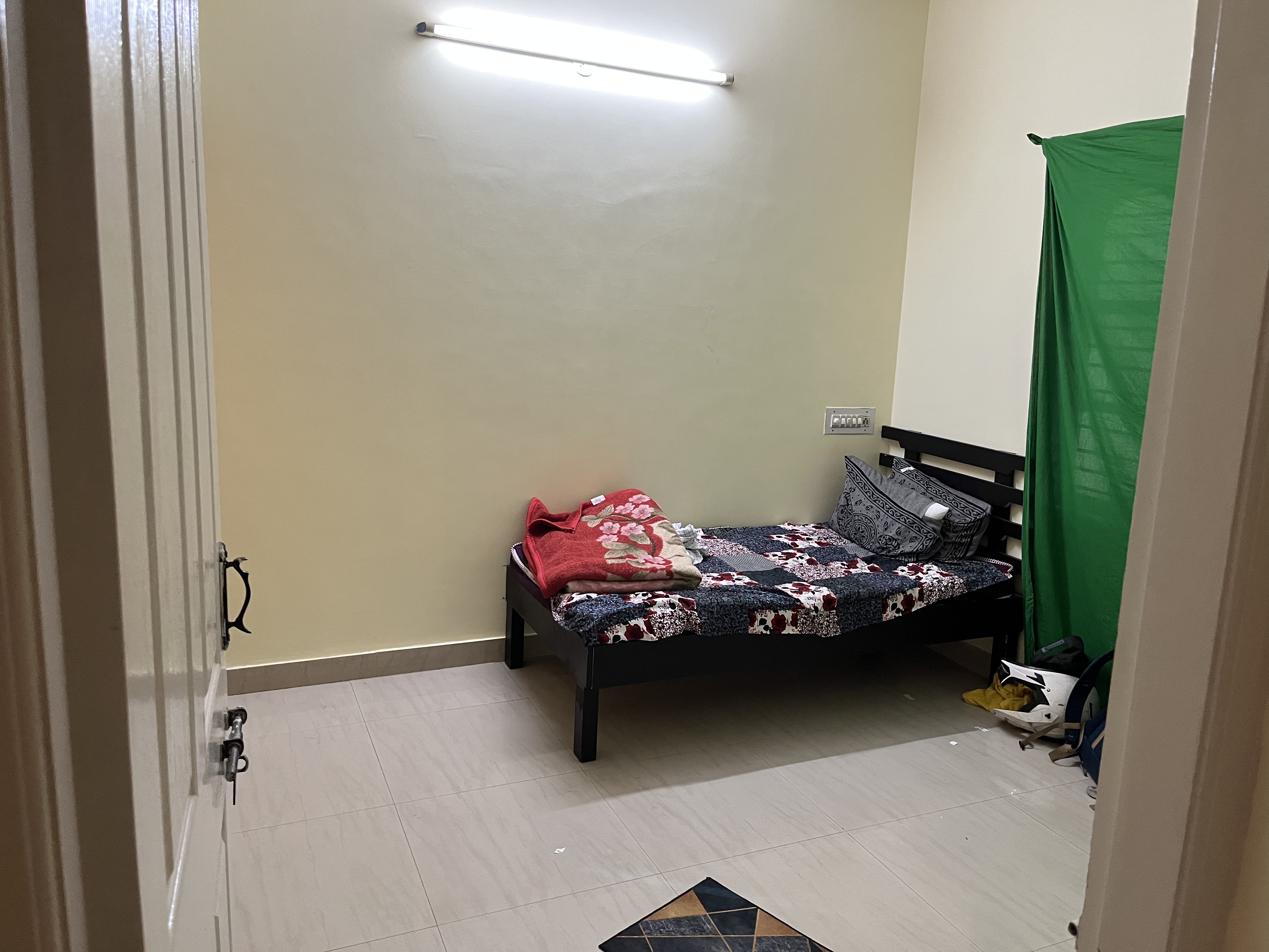 2BHK · Semi Furnished · Apartment