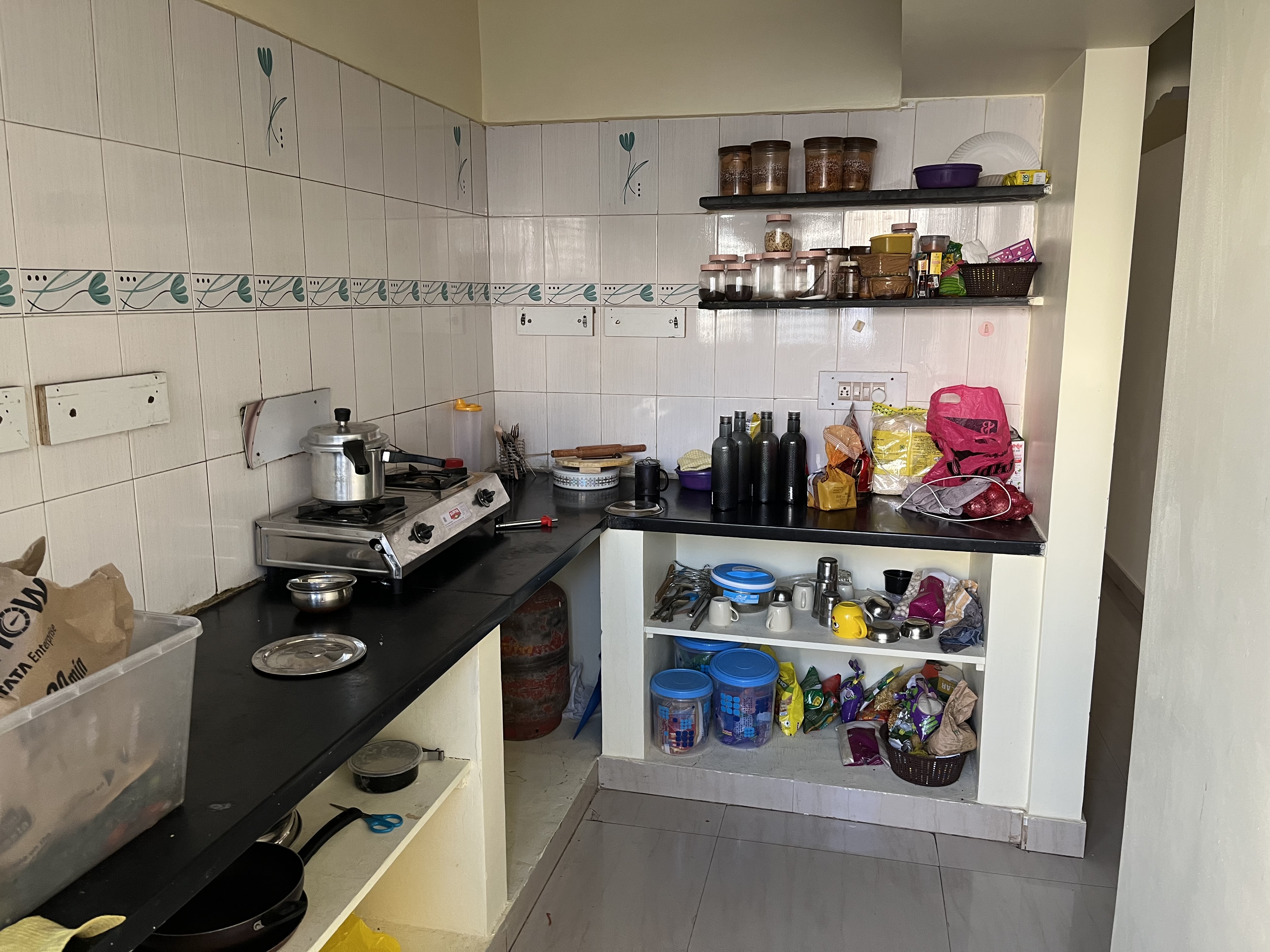 2BHK · Semi Furnished · Apartment