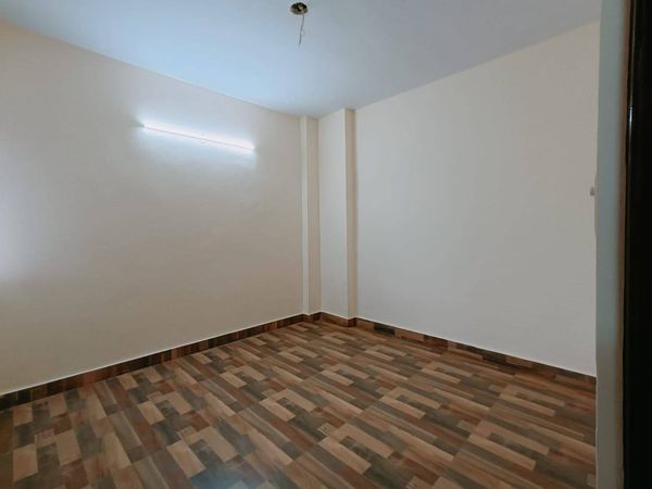 1BHK · Semi Furnished · Apartment
