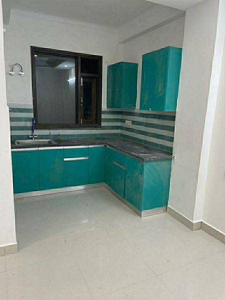 1BHK · Semi Furnished · Apartment