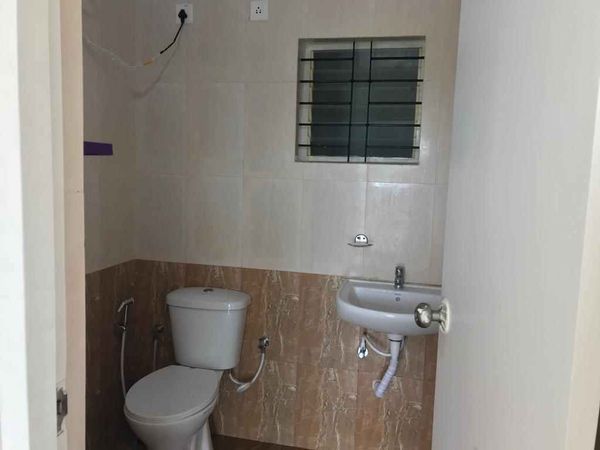 1BHK · Semi Furnished · Apartment