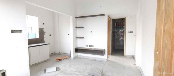 1BHK · Semi Furnished · Apartment