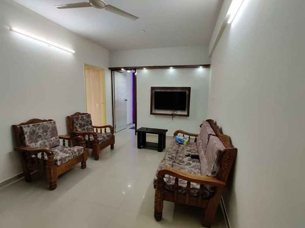2BHK · Semi Furnished · Apartment
