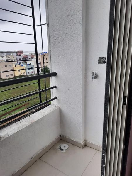 1BHK · Semi Furnished · Apartment