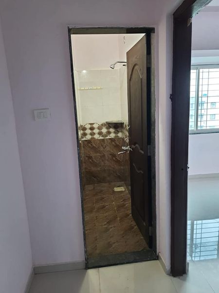 1BHK · Semi Furnished · Apartment