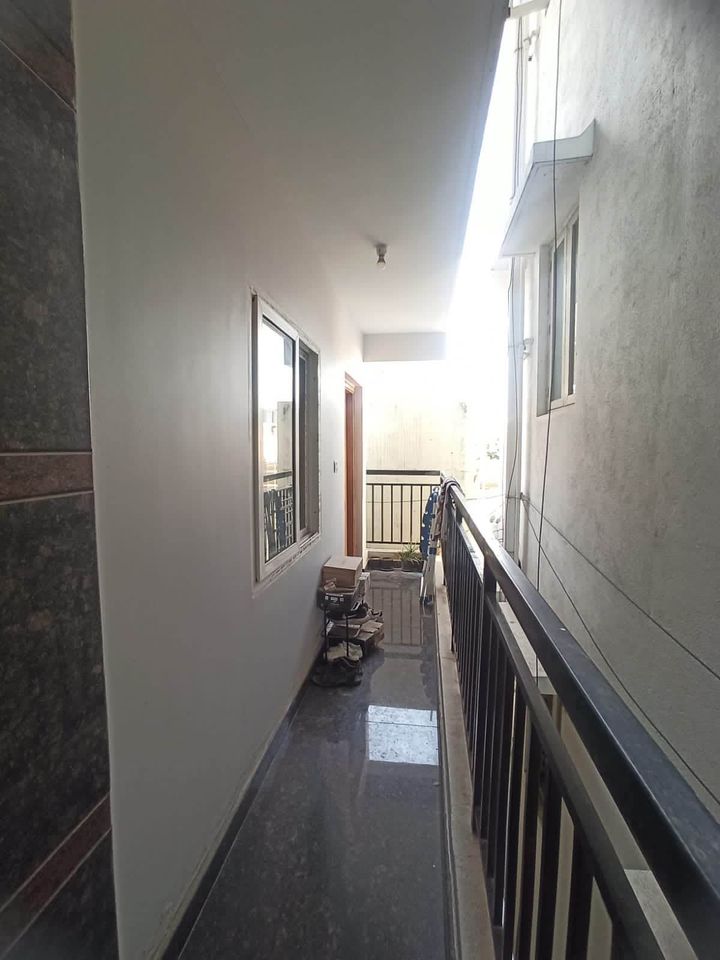 1BHK · Semi Furnished · Apartment