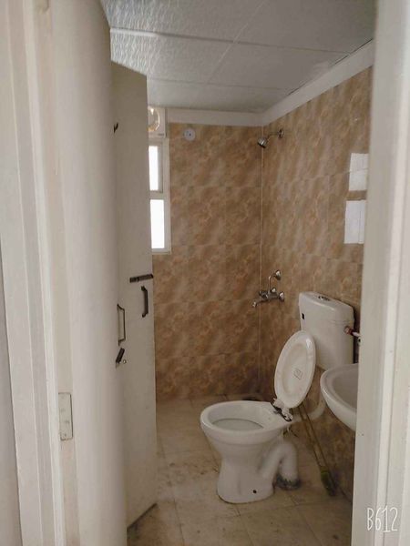 1BHK · Semi Furnished · Apartment