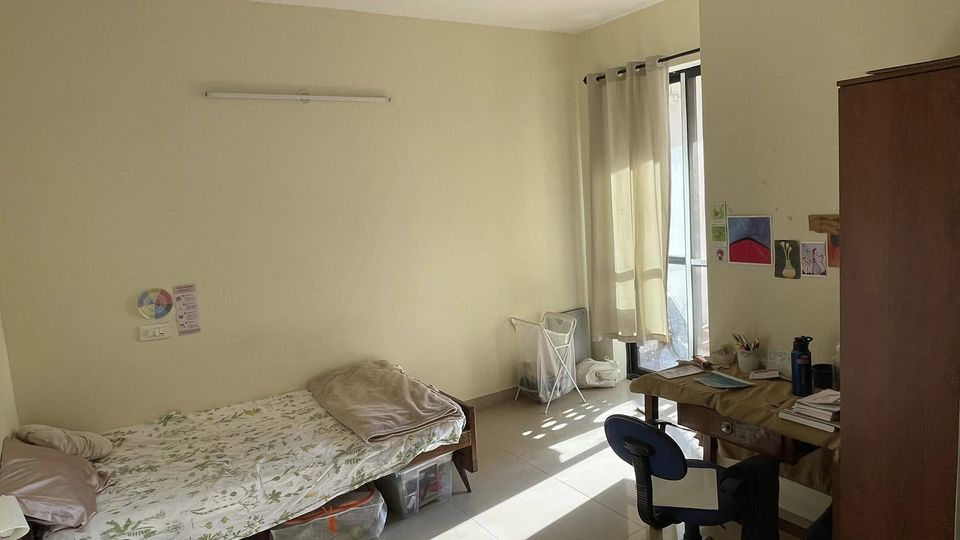 3BHK · Semi Furnished · Apartment