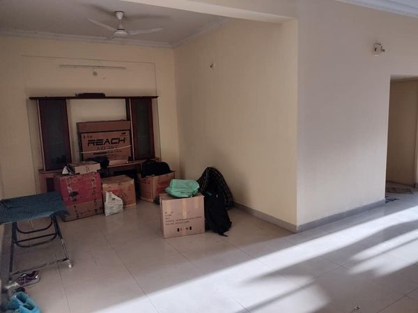 2BHK · Semi Furnished · Apartment
