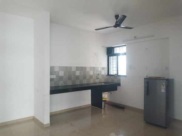 2BHK · Semi Furnished · Apartment
