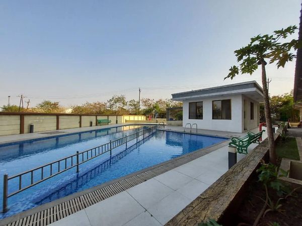 2BHK · Semi Furnished · Apartment