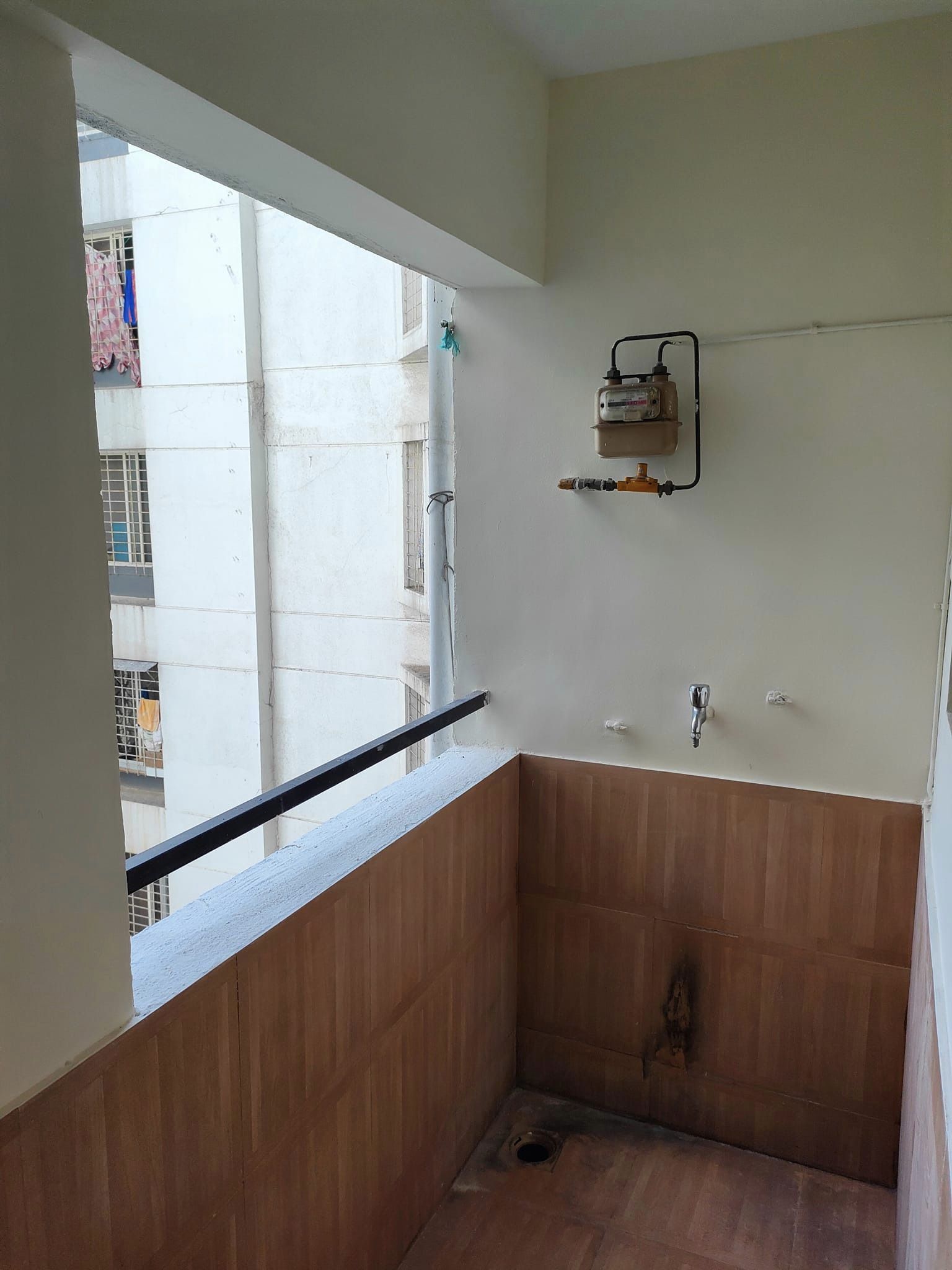 2BHK · Semi Furnished · Apartment