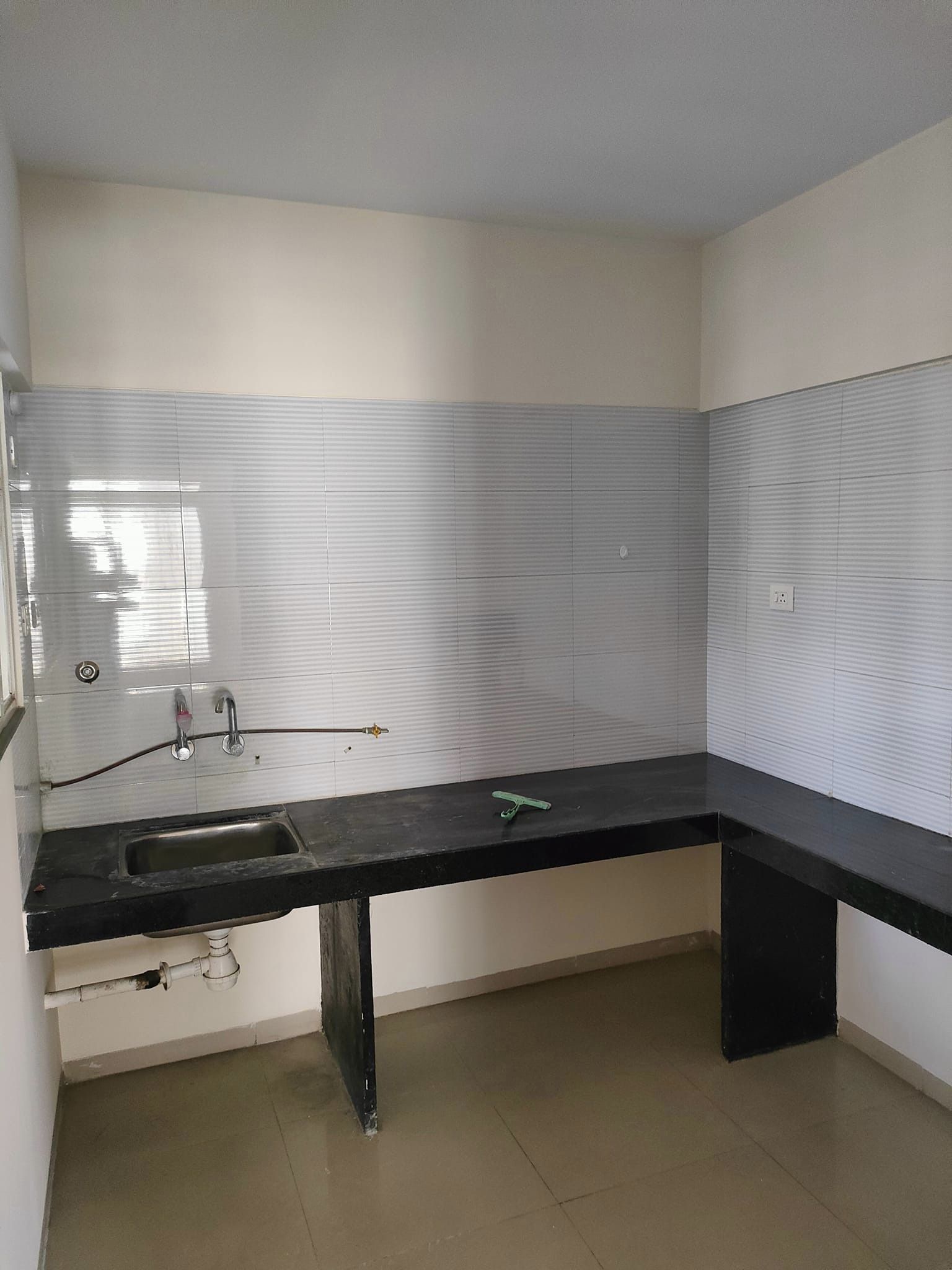 2BHK · Semi Furnished · Apartment