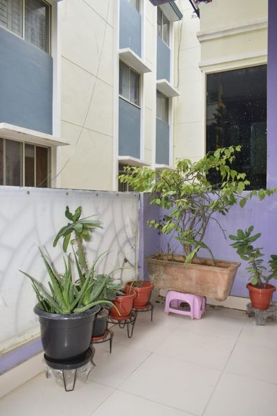 2BHK · Semi Furnished · Apartment