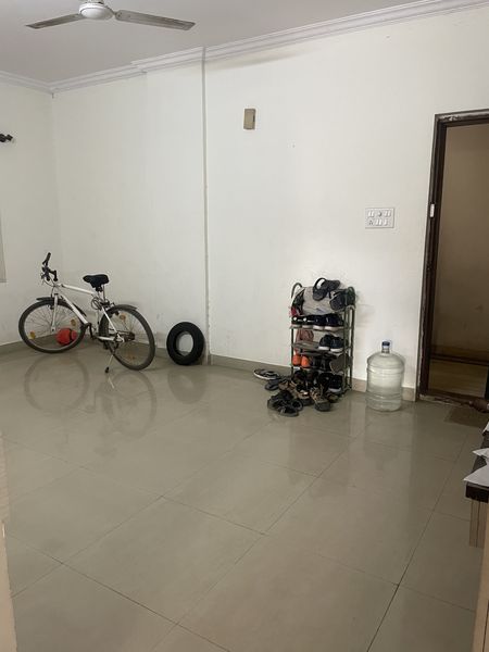 3BHK · Semi Furnished · Apartment