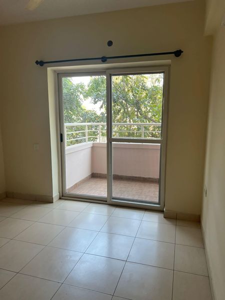 3BHK · Semi Furnished · Apartment