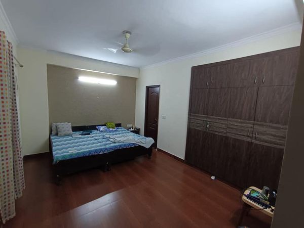 Single Room · Furnished · Apartment