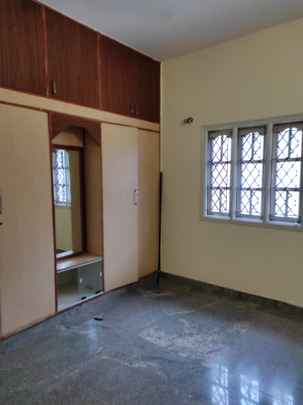 1BHK · Semi Furnished · Apartment