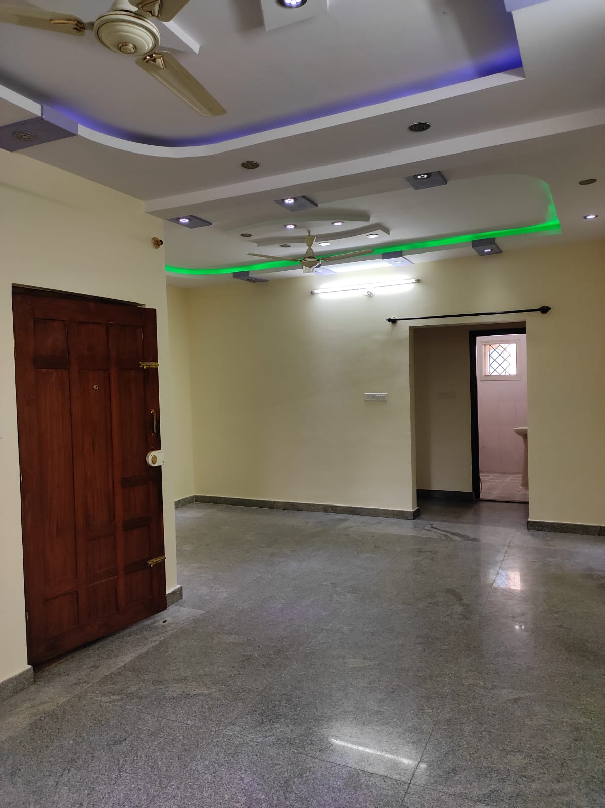 1BHK · Semi Furnished · Apartment