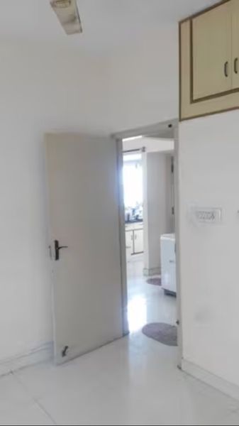2BHK · Semi Furnished · Apartment