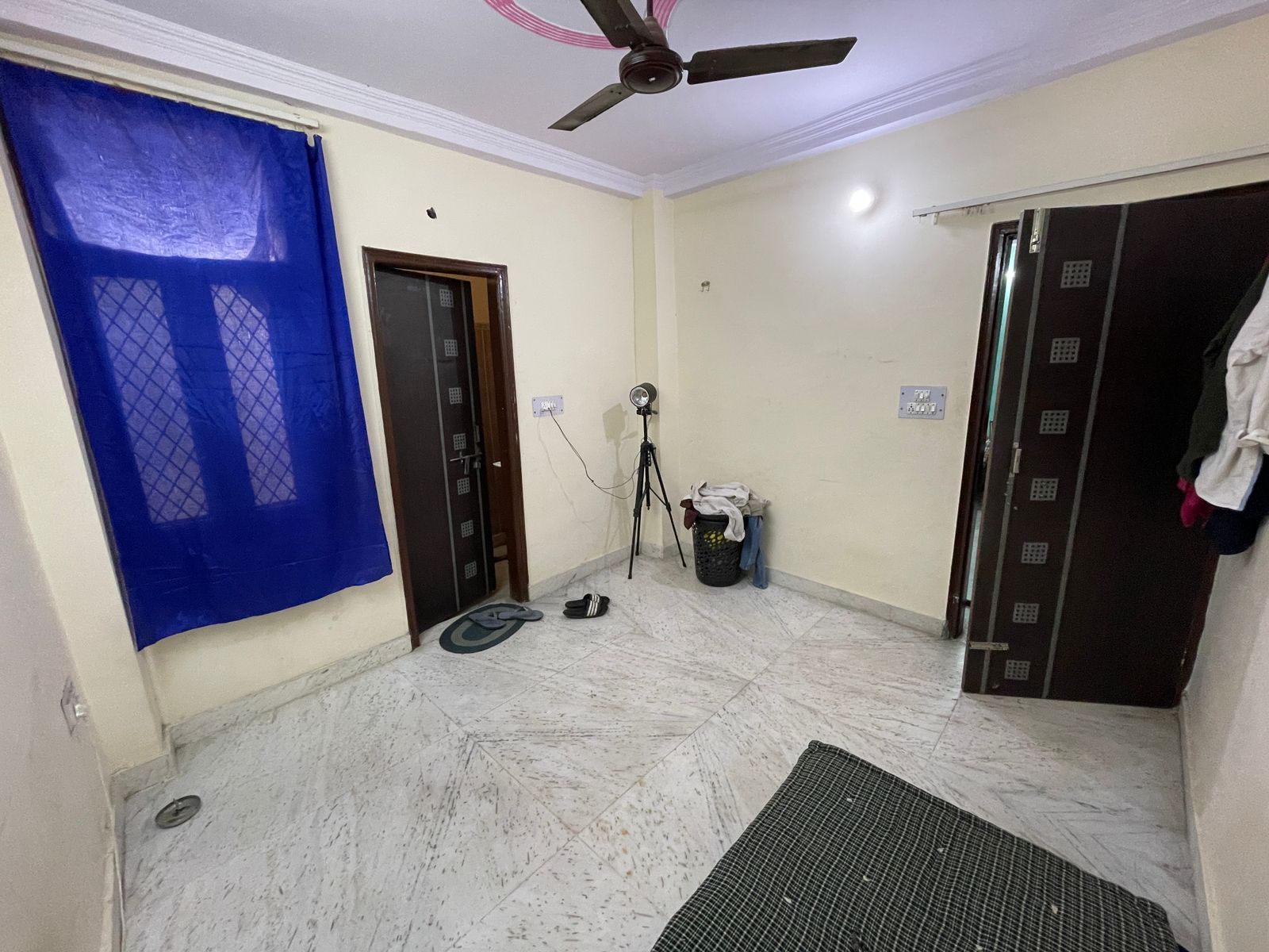 1BHK · Semi Furnished · Apartment
