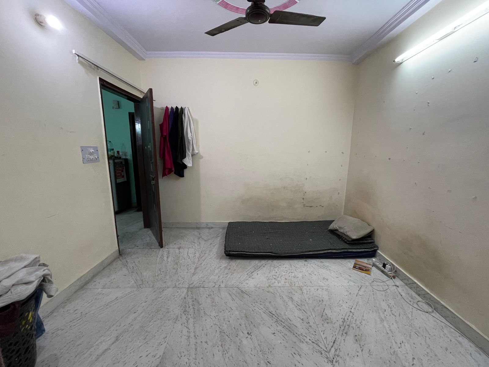1BHK · Semi Furnished · Apartment