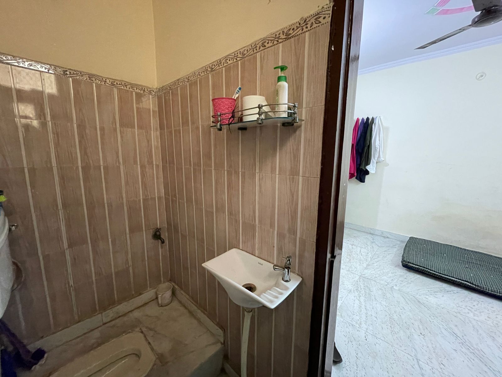 1BHK · Semi Furnished · Apartment