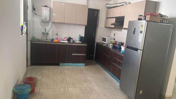 4BHK · Semi Furnished · Apartment
