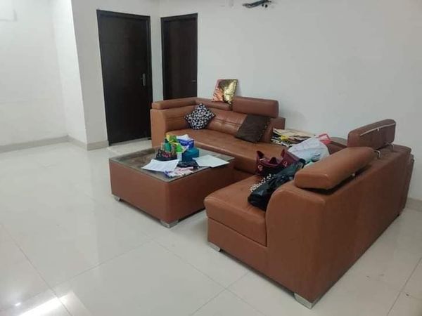 1BHK · Semi Furnished · Apartment