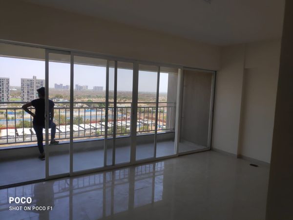 3BHK · Semi Furnished · Apartment