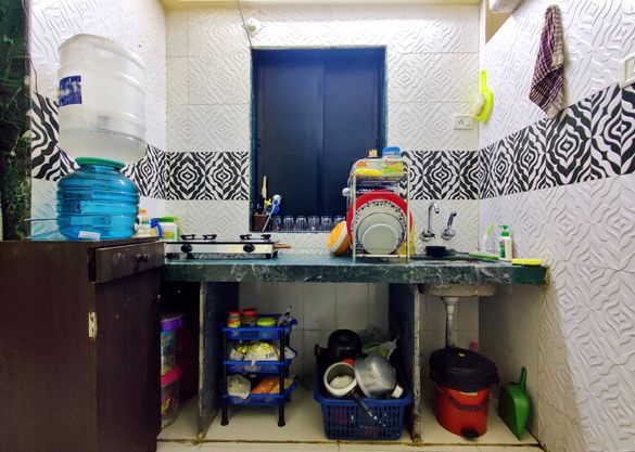 1BHK · Semi Furnished · Apartment