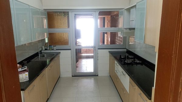 3BHK · Semi Furnished · Apartment