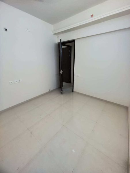 2BHK · Semi Furnished · Apartment