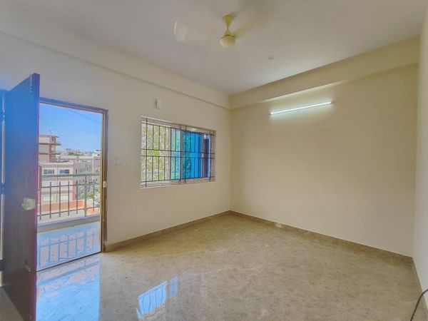 1BHK · Semi Furnished · Apartment