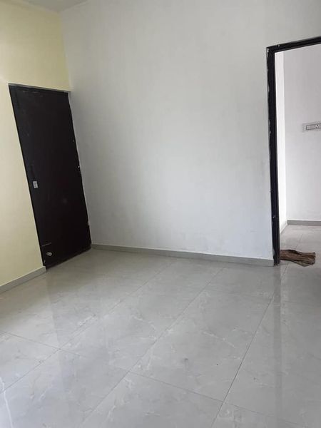 1BHK · Semi Furnished · Apartment