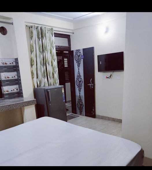 Single Room · Furnished · Apartment