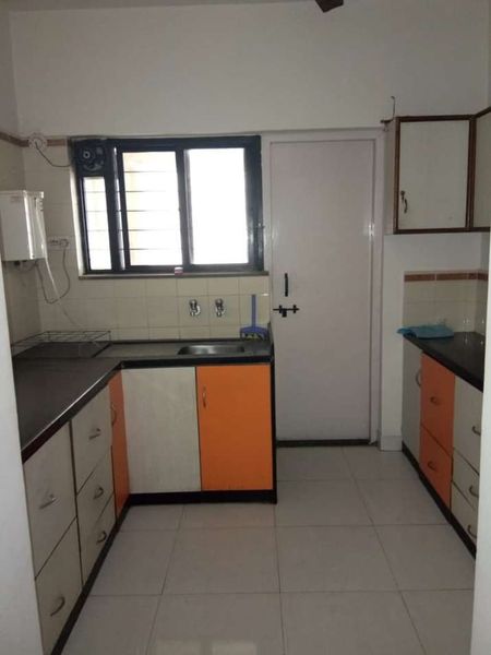 3BHK · Semi Furnished · Apartment