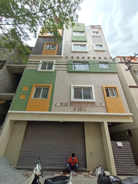 1BHK · Semi Furnished · Apartment