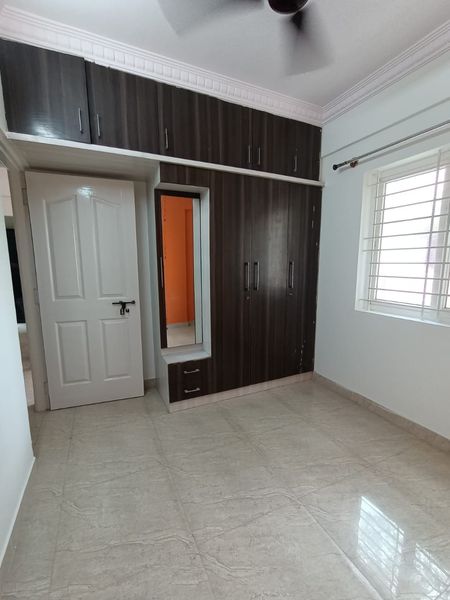 1BHK · Semi Furnished · Apartment