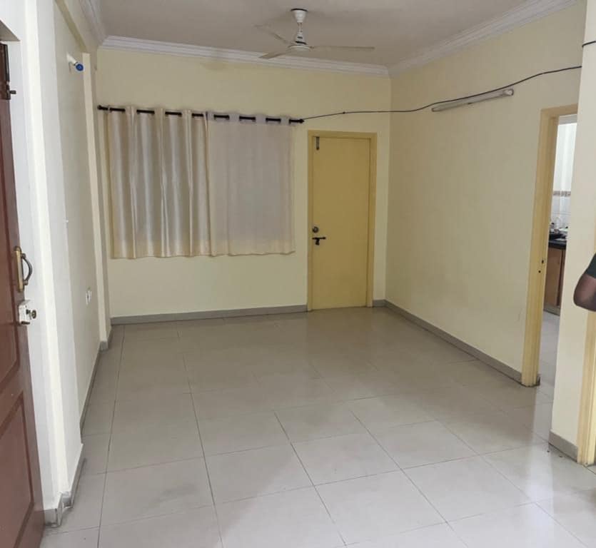 3BHK · Semi Furnished · Apartment