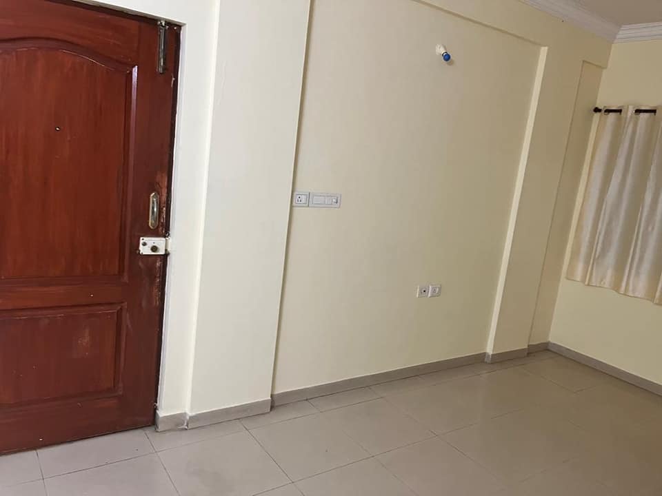 3BHK · Semi Furnished · Apartment