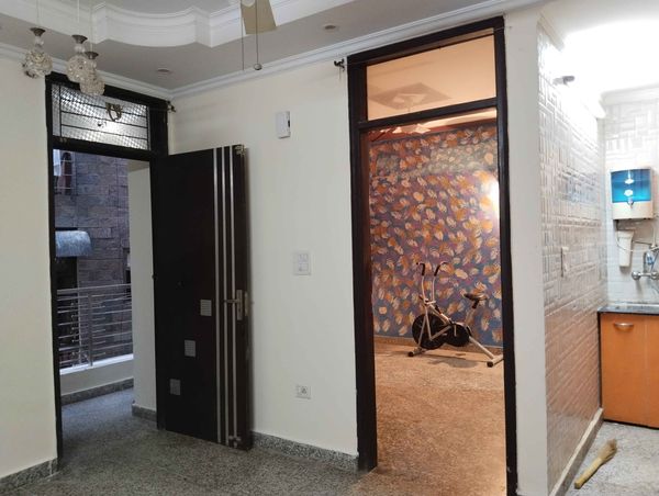 1BHK · Semi Furnished · Apartment