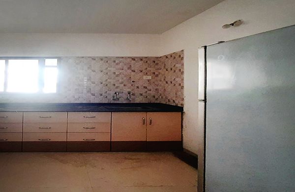 3BHK · Semi Furnished · Apartment