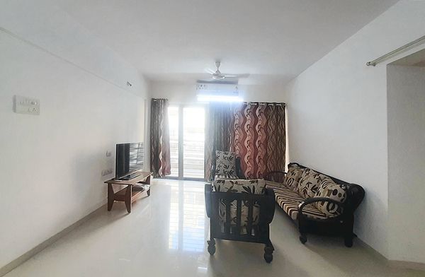 3BHK · Semi Furnished · Apartment
