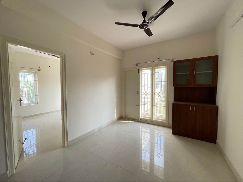 2BHK · Semi Furnished · Apartment